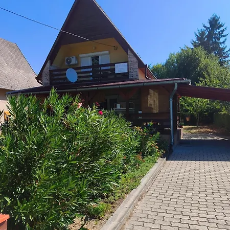 Je Vendeghaz Apartmán *